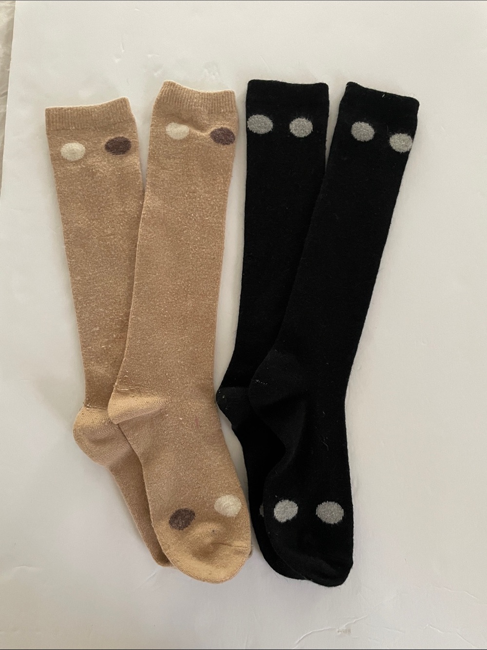 Set of 2: Knee High Knit Socks
Black/Grey & Tan/Brown 19”h